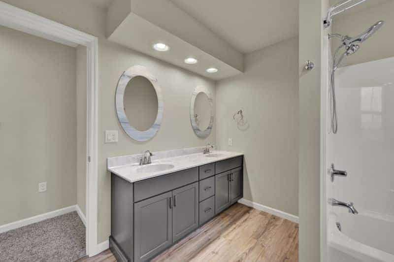 Bathroom, Dual Vanity, Mirror