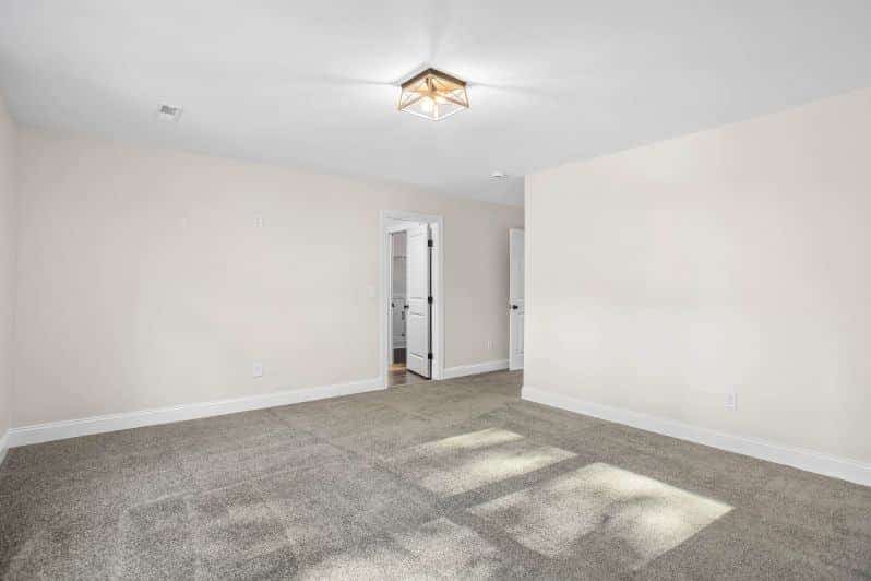 1055-Saint-Charles-Way-18