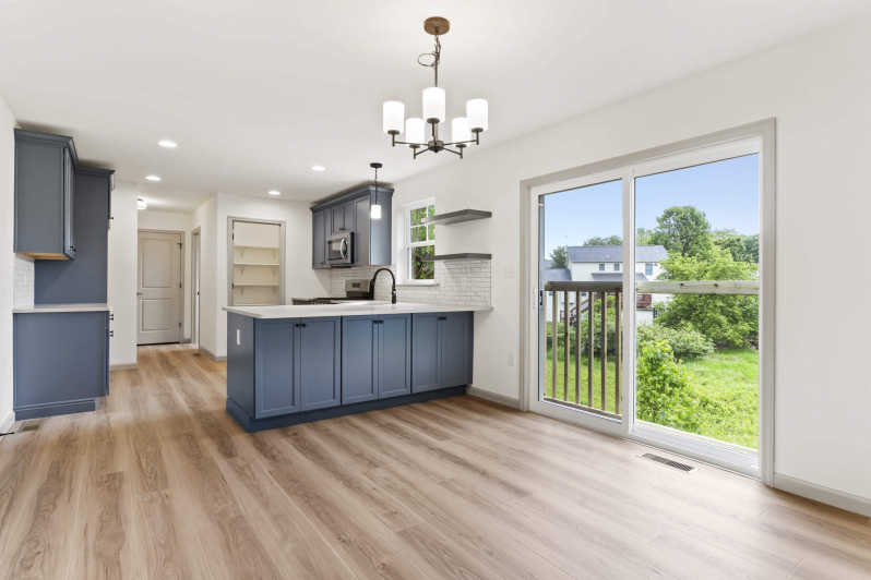 dining-kitchen-scaled