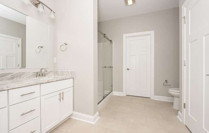 921008-winslow-bathroom3