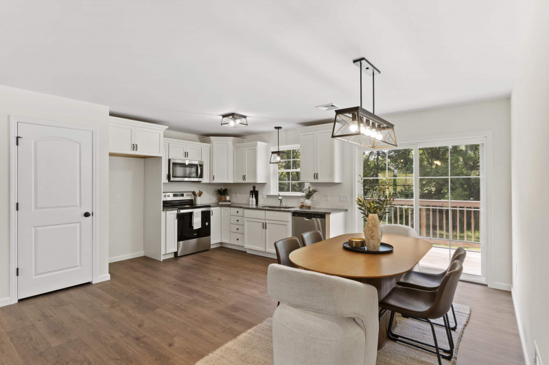 dining-kitchen-scaled