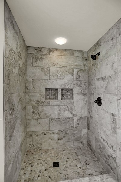 baywood-shower-621005