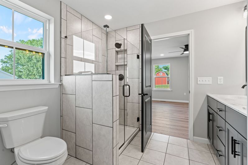24-web-or-mls-ListRight-Media-24-of-40