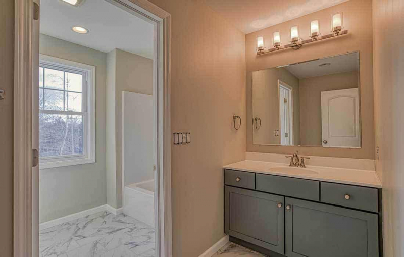 meridian-bathroom-small