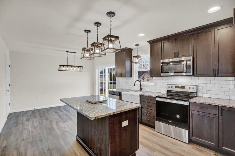 Kitchen, Island, Lighting, Farmhouse, Backsplash, Subway Tile