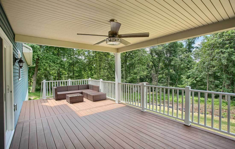 wakefield-deck-2-small