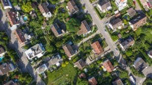 Bird's eye view of a housing community